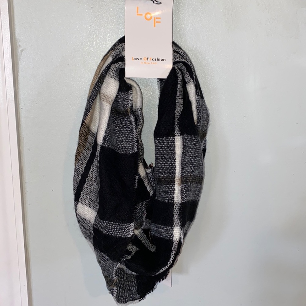 LOF plaid scarf